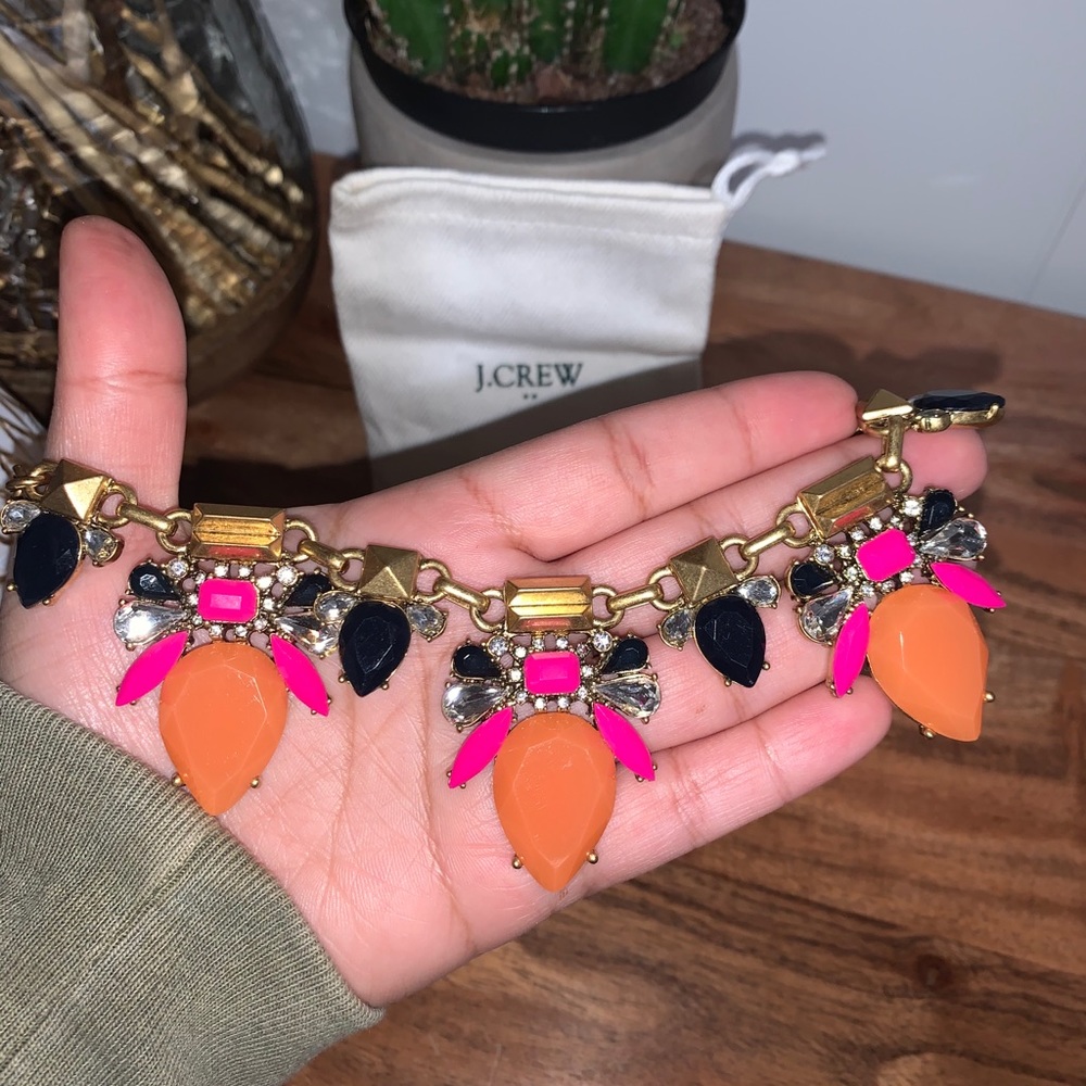Necklace - Picture 2 of 9
